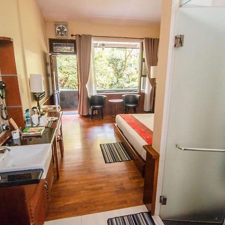 Taman Simalem Resort Tongging Экстерьер фото