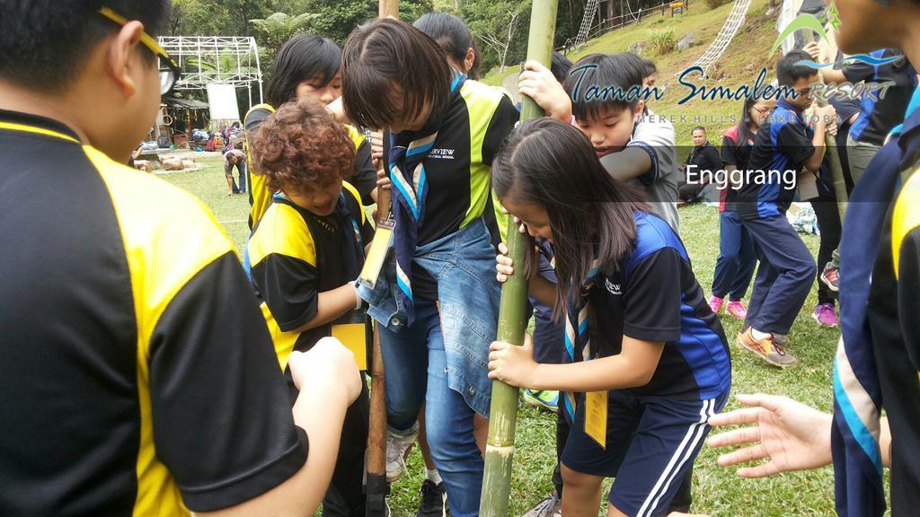 Taman Simalem Resort Tongging Экстерьер фото