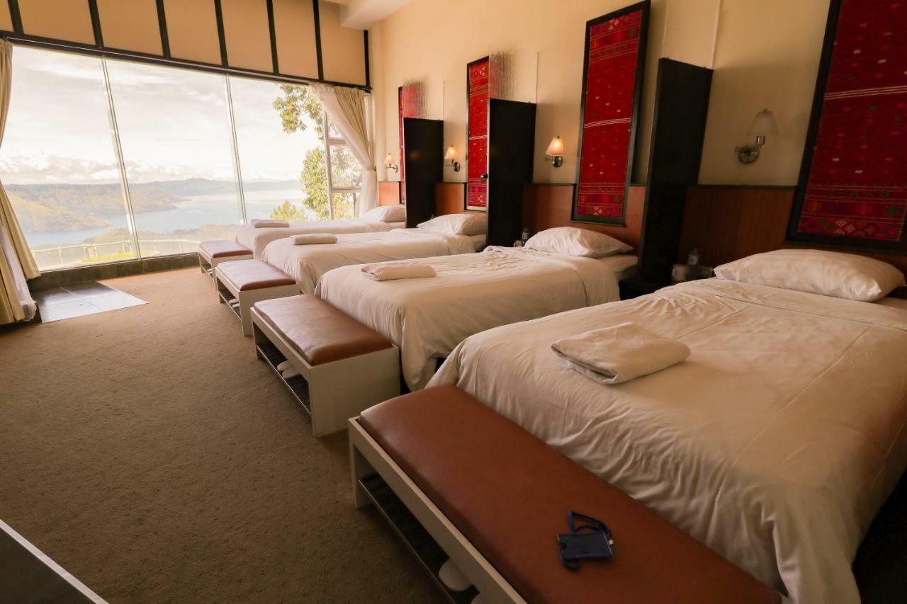 Taman Simalem Resort Tongging Экстерьер фото
